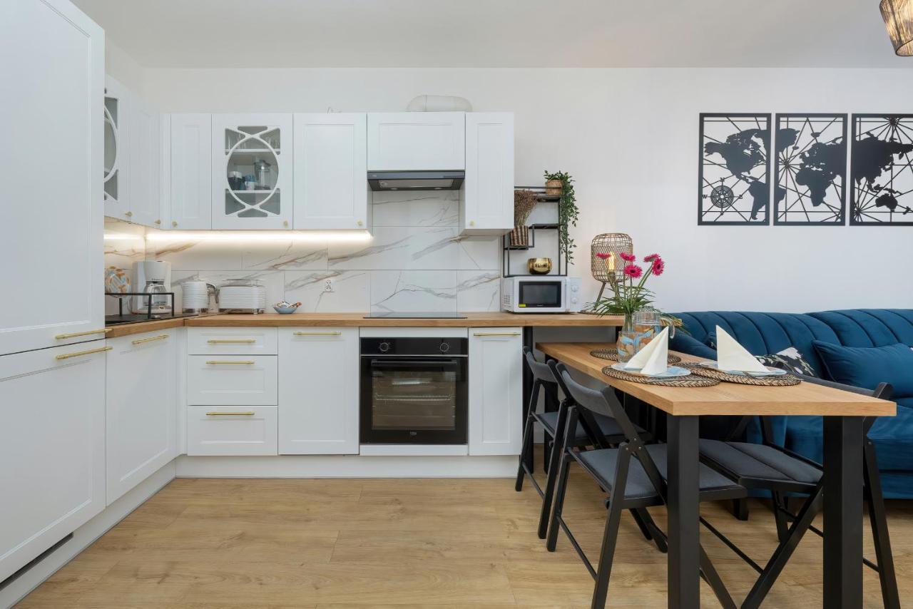 Nadbrzezna Apartment With Terrace Gaski By Noclegi Renters Buitenkant foto